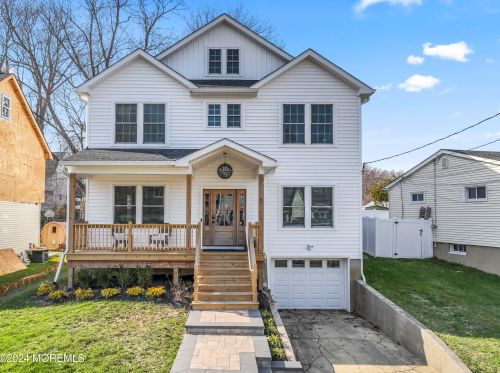 1 Tremont Dr, Wall Township, NJ 07753-5845