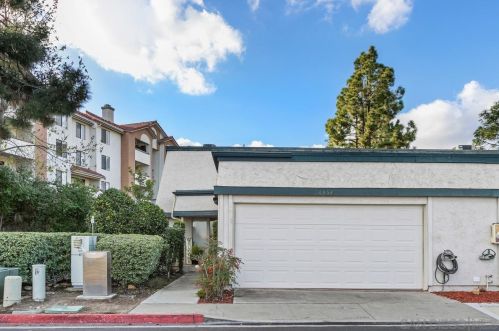 6954 Caminito Curva, San Diego, CA 92119-2438