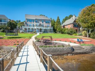 4676 Sierra View Dr, Denver, NC 28037-7304