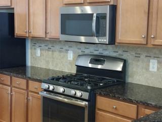 42584 Harlow Meadows Ter, Dulles VA  20166-2602 exterior
