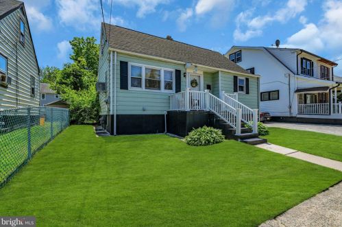 13 Moreland Ave, Trenton, NJ 08618-2807