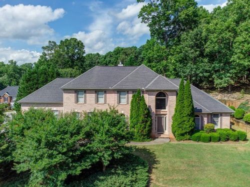 3605 Summit Gate Dr, Suwanee, GA 30024-7486