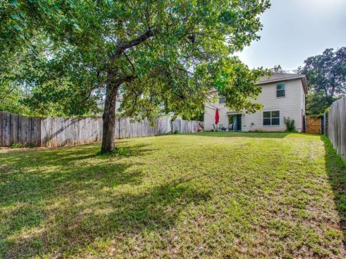 1473 Hedgewood Trl, Fort Worth TX  76112-4455 exterior