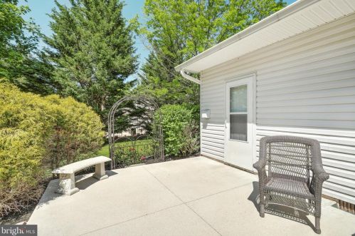 2865 Admire Springs Dr, York PA  17315-4584 exterior