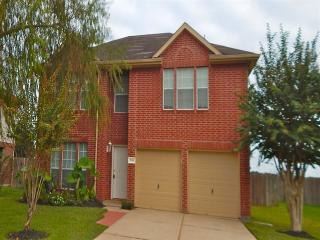 5114 Alderney Ct, Richmond TX  77471-5686 exterior