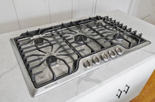 911 Echo Dr, Los Altos CA  94024-4874 exterior