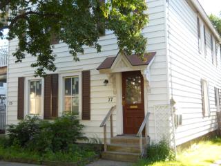 75 Front St, Burlington VT  05401-4302 exterior