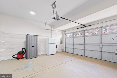 332 Tufton Cir, Fallston MD 21047-2650 exterior