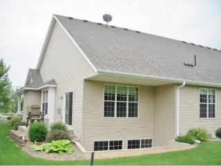 1114 Woodland Dr, Hastings, MN 55033-3350