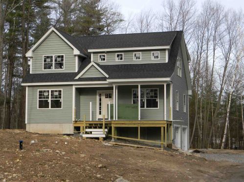 32 Meghan Dr, Sandown, NH 03873-2162
