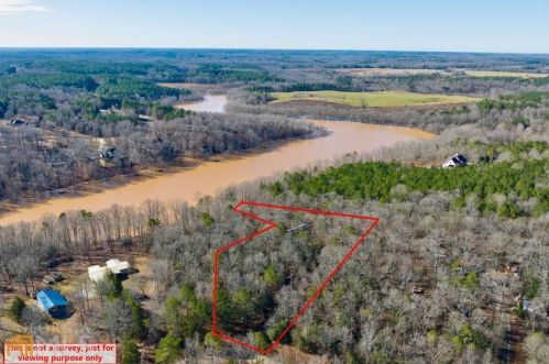 184 Lakeview Dr, Colbert, GA 30628-2526