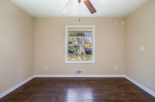 95 Bromack Dr, Atlanta GA  30315-6525 exterior