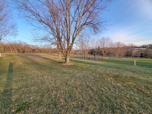 5130 Edgewood Rd, Nelson, IL 61021-9449