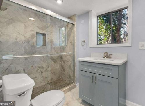 3225 Dogwood Dr, Atlanta GA  30344-3909 exterior