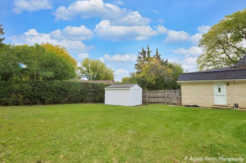 950 King Richards Ct, Bannockburn IL  60015-2627 exterior