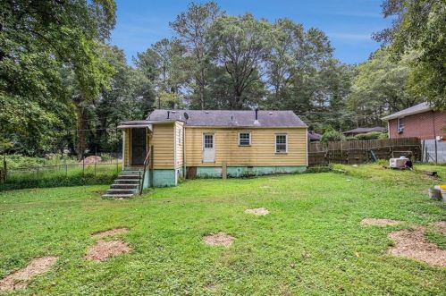 2509 Hood Ave, Atlanta GA  30318-6143 exterior