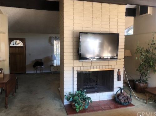 3777 Lockerbie Ln, Glendale CA 91208-1027 exterior