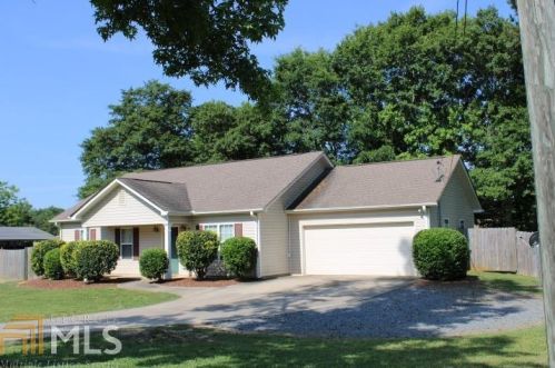 158 Bradley Cir, Barnesville, GA 30204-1815
