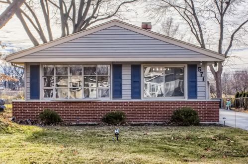 571 Lowden Ave, Glendale Heights, IL 60137-6344