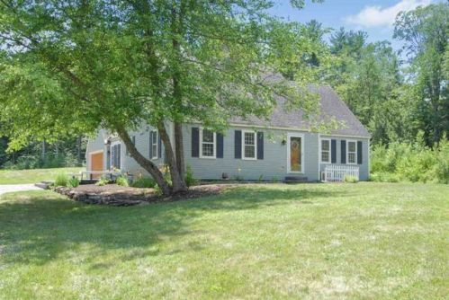 3 Sarah Paul Hl, Dover, NH 03823-7616