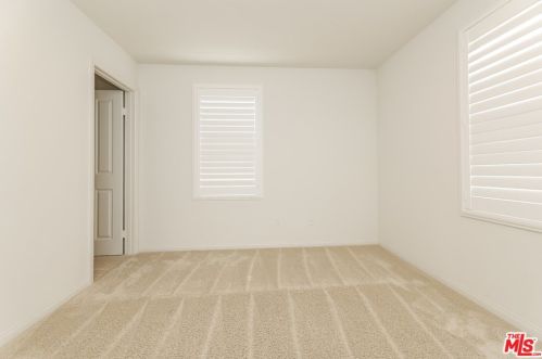 154 Pathway, Irvine CA  92618-8846 exterior