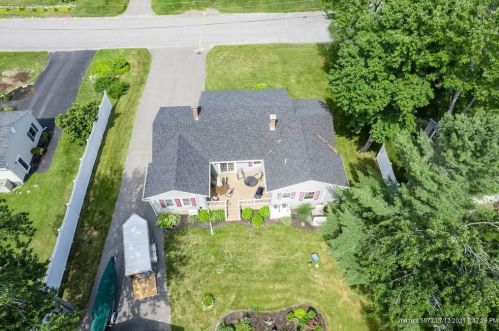 73 Rotherdale Rd, Brewer, ME 04412-1619