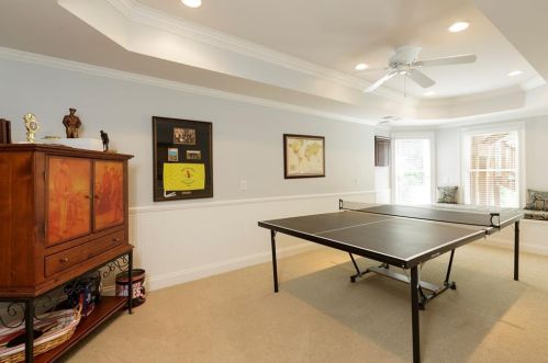 2527 Brookline Cir, Atlanta GA  30319-3690 exterior
