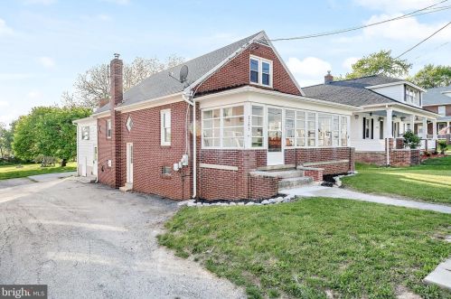 2195 Baltimore Pike, Hanover PA  17331-9610 exterior