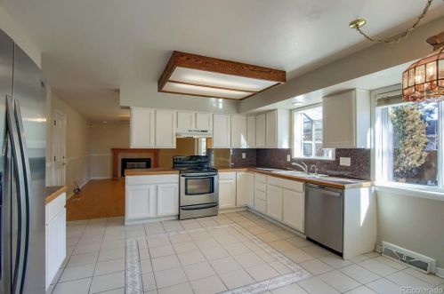 12298 Louisiana Dr, Aurora CO 80012-4316 exterior