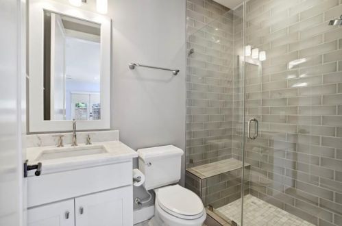 1074 Abington Ct, Atlanta GA  30319 exterior