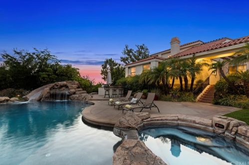 927 Avocado Crest Rd, La Habra, CA 90631-8136