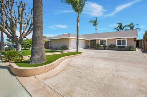 4425 Roosevelt St, Chino, CA 91710-3225