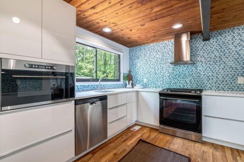 3878 Foxford Dr, Atlanta GA  30340-4407 exterior