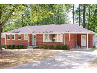 842 Bank St, Smyrna, GA 30080-3327