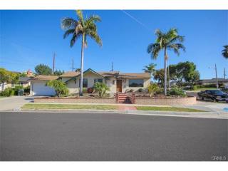 12028 Singleton Dr, La Mirada, CA 90638-1144