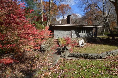 185 Catering Rd, Waterbury, CT 06716-2138