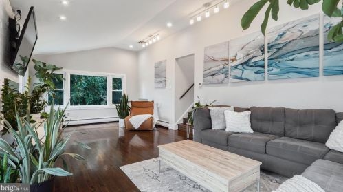 14600 Fairacres Rd, Silver Spring MD  20905-4432 exterior