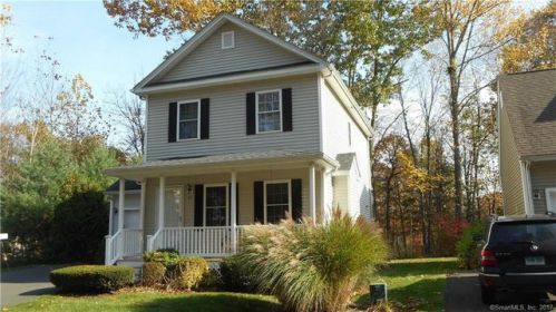 33 Sycamore Way, Wallingford CT  06492-4380 exterior