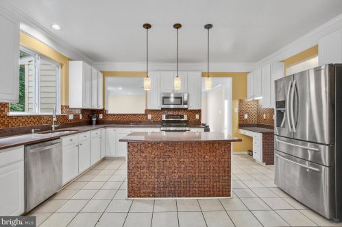 12529 Stratford Garden Dr, Silver Spring MD  20904-1557 exterior