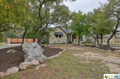 1044 Pegasus Dr, Spring Branch, TX 78070-5453