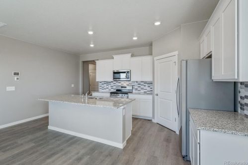 8365 132nd Pl, Denver CO 80602-8468 exterior