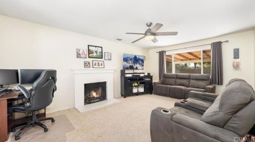 6265 Banner Ct, Riverside, CA 92504-1660