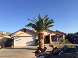 1838 Meadow Ave, Delano, CA 93215-4742