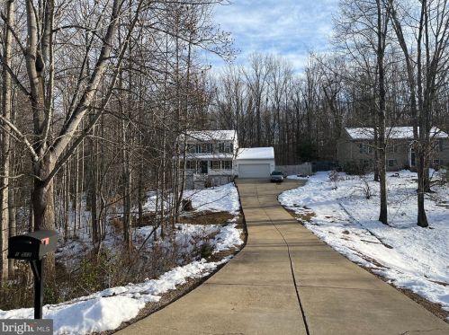 10512 Chesterwood Dr, Spotsylvania, VA 22553-1672