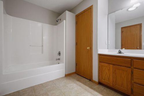 3348 Jansen Way, Saint Paul MN  55127-5126 exterior