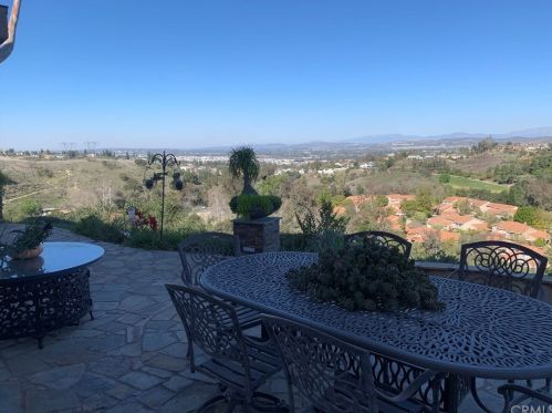 771 Fairway Ln, Anaheim CA  92807-4802 exterior