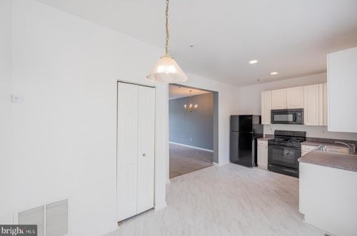 1007 Carbondale Way, Gambrills MD  21054-1652 exterior