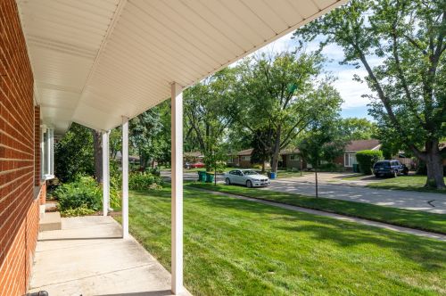388 Marvin Pl, Wheeling, IL 60090-4913