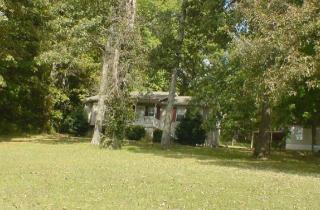 2008 Old Clarksville Pike, Chapmansboro, TN 37035-5003