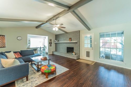 4128 Alicante Ave, Fort Worth TX  76133-5561 exterior